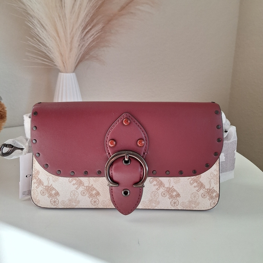 NWT coach Beat Crossbody Bag Clutch With Horse And Carriage Print 4760 Purse